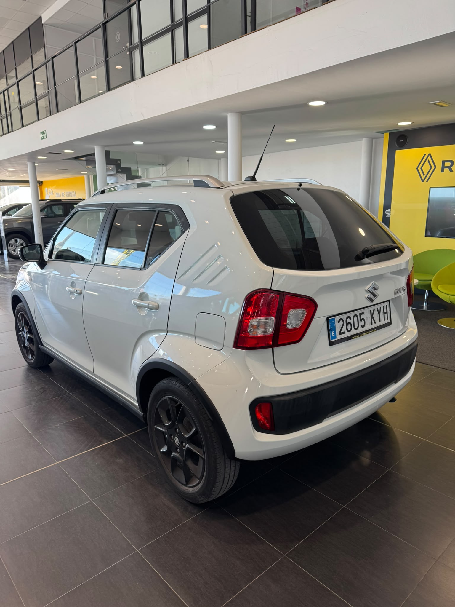 Suzuki Ignis GLE miniatura 4
